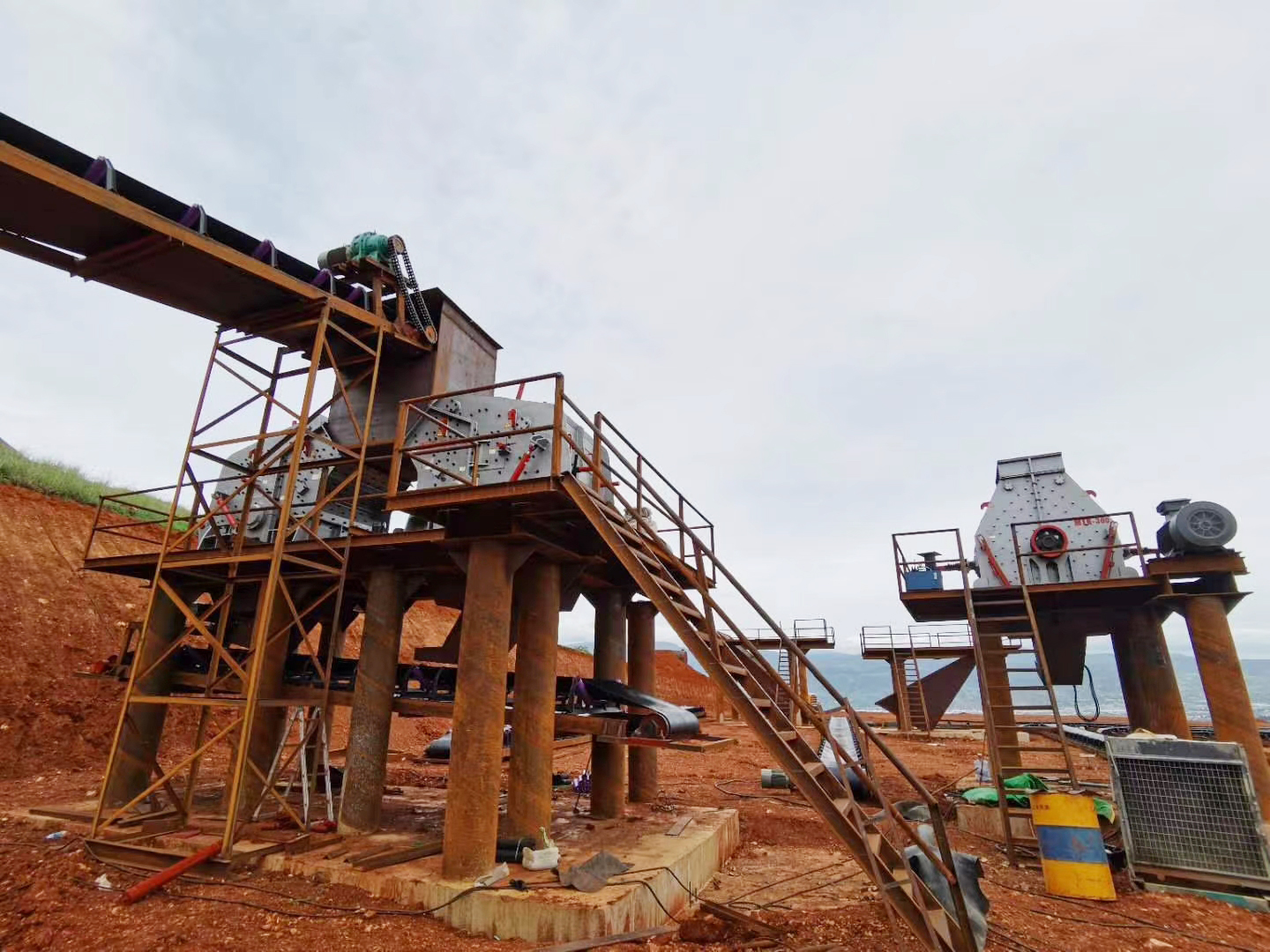 云南客戶石料廠現(xiàn)場